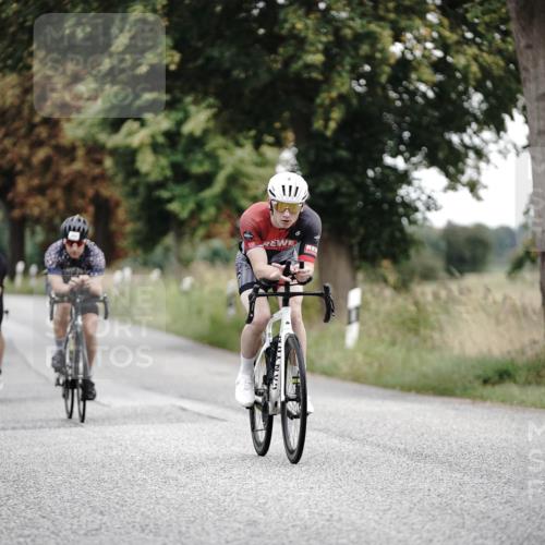 30.08.2026 - Elbe Triathlon Hamburg Michael Burmester http://msf.ph/oto/10068024 30.08.2026 09:27:29 Radfahren 324, 325, 464, 526, 556, 665 meine-sportfotos.de