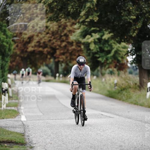 30.08.2026 - Elbe Triathlon Hamburg Michael Burmester http://msf.ph/oto/10068047 30.08.2026 09:27:50 Radfahren 275, 340, 366 meine-sportfotos.de