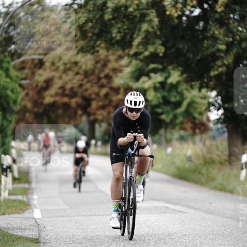30.08.2026 - Elbe Triathlon Hamburg Michael Burmester http://msf.ph/oto/10068074 30.08.2026 09:28:05 Radfahren 215, 220, 290, 374, 481, 534, 544, 590, 667, 689, 698 meine-sportfotos.de