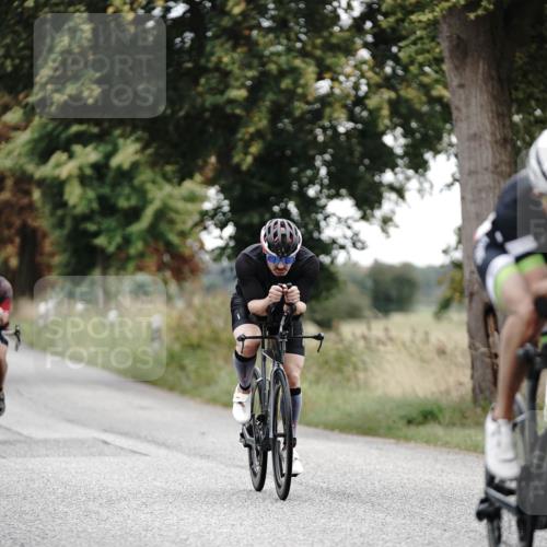 30.08.2026 - Elbe Triathlon Hamburg Michael Burmester http://msf.ph/oto/10068100 30.08.2026 09:28:14 Radfahren 235, 253, 558, 569, 698, 731, 741, 976 meine-sportfotos.de