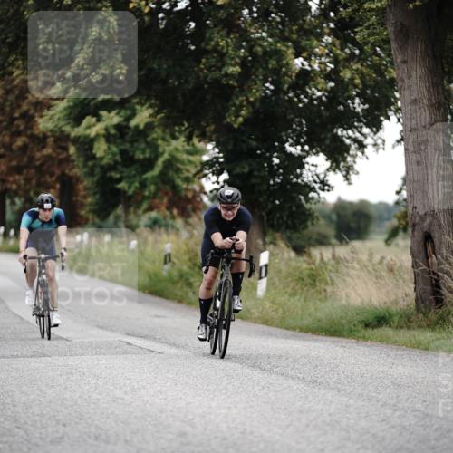30.08.2026 - Elbe Triathlon Hamburg Michael Burmester http://msf.ph/oto/10068122 30.08.2026 09:28:25 Radfahren 563, 638 meine-sportfotos.de