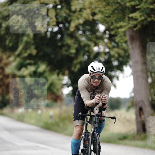 30.08.2026 - Elbe Triathlon Hamburg Michael Burmester http://msf.ph/oto/10068152 30.08.2026 09:28:53 Radfahren 212, 248, 380, 445, 636 meine-sportfotos.de