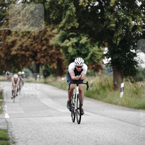 30.08.2026 - Elbe Triathlon Hamburg Michael Burmester http://msf.ph/oto/10068176 30.08.2026 09:29:06 Radfahren 200, 315, 394, 459, 528, 656 meine-sportfotos.de