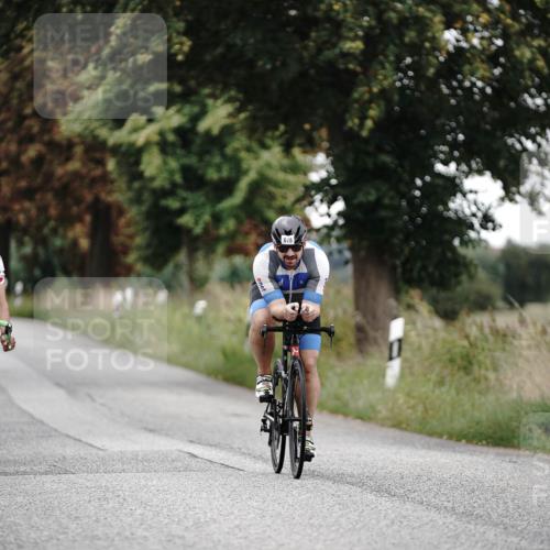 30.08.2026 - Elbe Triathlon Hamburg Michael Burmester http://msf.ph/oto/10068198 30.08.2026 09:29:16 Radfahren 249, 284, 678, 724 meine-sportfotos.de