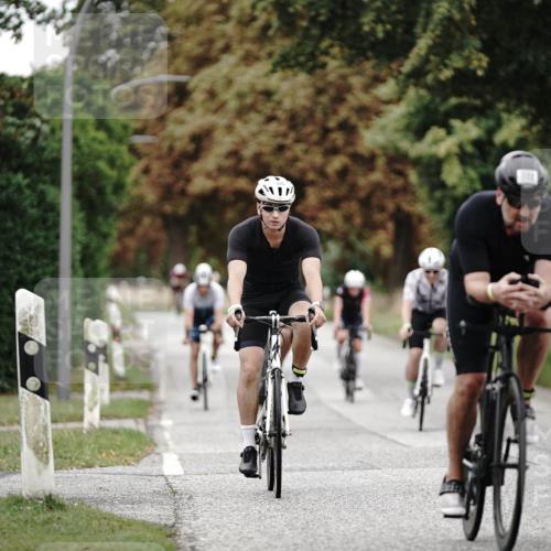 30.08.2026 - Elbe Triathlon Hamburg Michael Burmester http://msf.ph/oto/10068226 30.08.2026 09:29:33 Radfahren 393, 395, 430, 532, 702, 722, 750 meine-sportfotos.de