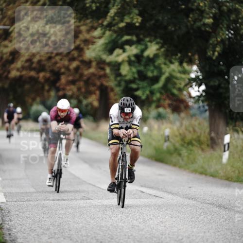 30.08.2026 - Elbe Triathlon Hamburg Michael Burmester http://msf.ph/oto/10068239 30.08.2026 09:29:42 Radfahren 231, 274, 302, 589, 702, 728, 747 meine-sportfotos.de
