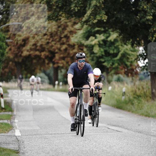30.08.2026 - Elbe Triathlon Hamburg Michael Burmester http://msf.ph/oto/10068258 30.08.2026 09:29:48 Radfahren 231, 317, 589, 728, 747 meine-sportfotos.de