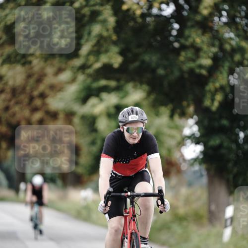 30.08.2026 - Elbe Triathlon Hamburg Michael Burmester http://msf.ph/oto/10068293 30.08.2026 09:30:14 Radfahren 460, 484, 620, 640 meine-sportfotos.de