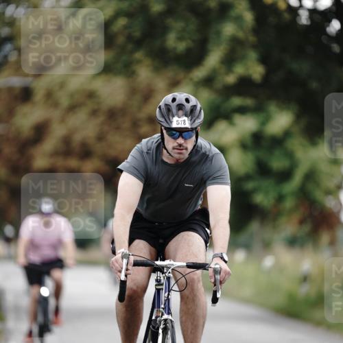 30.08.2026 - Elbe Triathlon Hamburg Michael Burmester http://msf.ph/oto/10068382 30.08.2026 09:31:05 Radfahren 260, 308, 493, 509, 546, 553, 578, 651, 725 meine-sportfotos.de