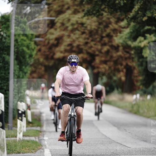 30.08.2026 - Elbe Triathlon Hamburg Michael Burmester http://msf.ph/oto/10068386 30.08.2026 09:31:07 Radfahren 375, 493, 509, 546, 553, 578, 651, 725 meine-sportfotos.de