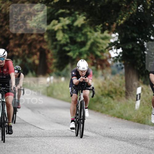 30.08.2026 - Elbe Triathlon Hamburg Michael Burmester http://msf.ph/oto/10068407 30.08.2026 09:31:20 Radfahren 196, 343, 346, 467, 637, 774, 782 meine-sportfotos.de