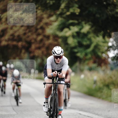 30.08.2026 - Elbe Triathlon Hamburg Michael Burmester http://msf.ph/oto/10068430 30.08.2026 09:31:35 Radfahren 285, 369, 376, 655, 701, 703, 771 meine-sportfotos.de