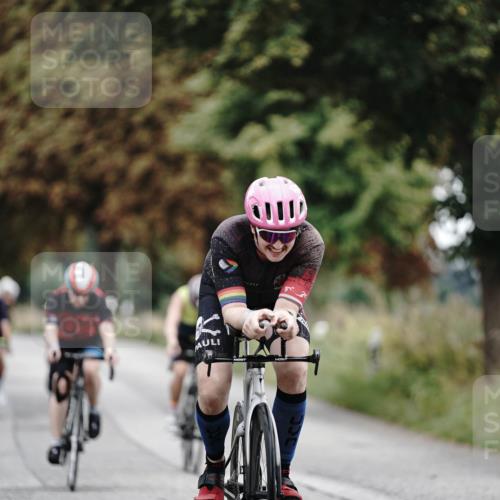 30.08.2026 - Elbe Triathlon Hamburg Michael Burmester http://msf.ph/oto/10068463 30.08.2026 09:31:49 Radfahren 272, 319, 360, 361, 577, 650, 699, 704 meine-sportfotos.de