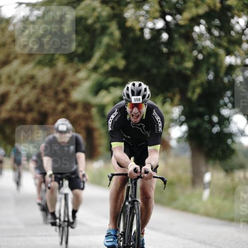 30.08.2026 - Elbe Triathlon Hamburg Michael Burmester http://msf.ph/oto/10068714 30.08.2026 09:34:28 Radfahren 208, 588, 597, 598, 662, 690, 696 meine-sportfotos.de