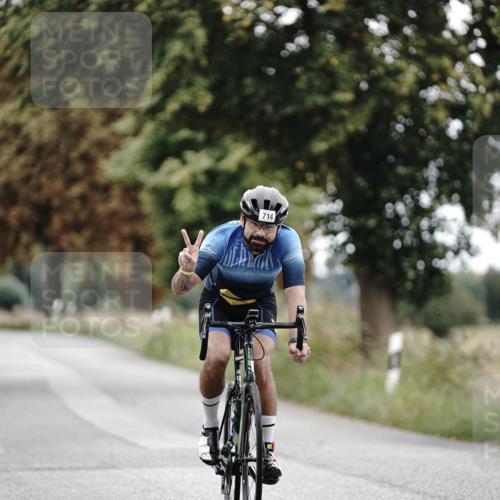 30.08.2026 - Elbe Triathlon Hamburg Michael Burmester http://msf.ph/oto/10068775 30.08.2026 09:35:18 Radfahren 496, 686, 714, 716 meine-sportfotos.de