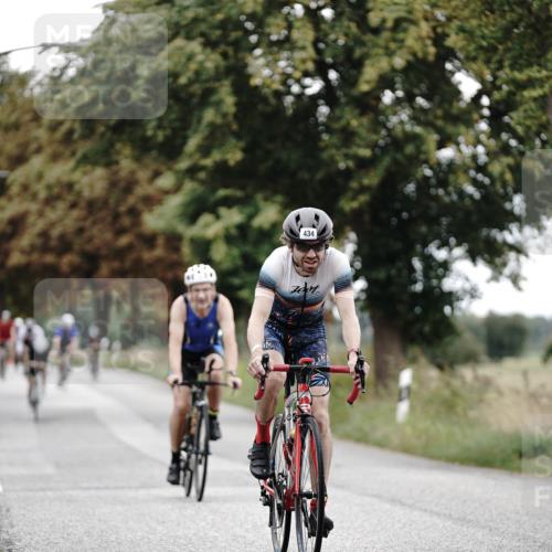 30.08.2026 - Elbe Triathlon Hamburg Michael Burmester http://msf.ph/oto/10068846 30.08.2026 09:35:52 Radfahren 381, 425, 434, 476, 602, 680, 681, 783, 1895 meine-sportfotos.de