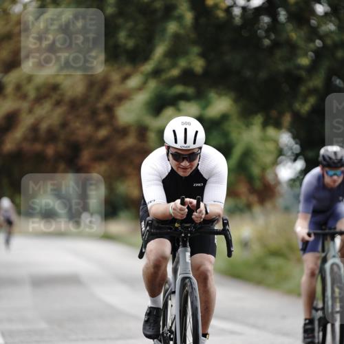 30.08.2026 - Elbe Triathlon Hamburg Michael Burmester http://msf.ph/oto/10068891 30.08.2026 09:36:17 Radfahren 419, 500, 554 meine-sportfotos.de