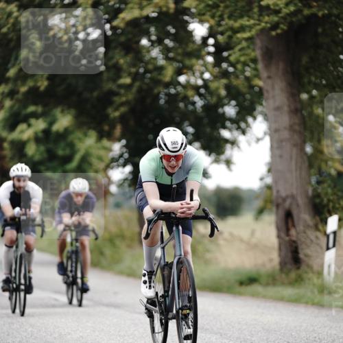 30.08.2026 - Elbe Triathlon Hamburg Michael Burmester http://msf.ph/oto/10068926 30.08.2026 09:36:59 Radfahren 254, 353, 457, 470, 565, 609, 634 meine-sportfotos.de