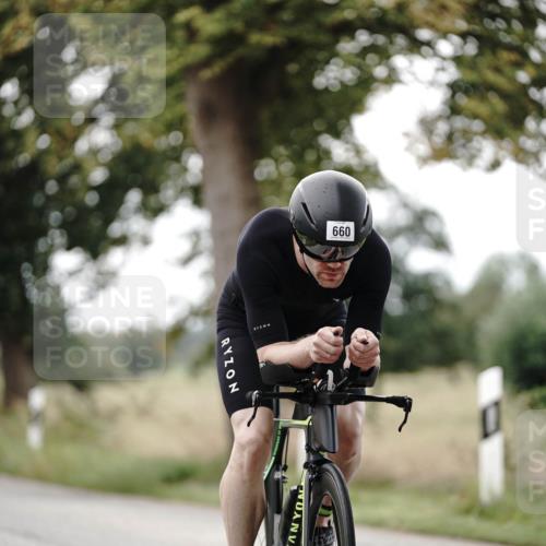 30.08.2026 - Elbe Triathlon Hamburg Michael Burmester http://msf.ph/oto/10068962 30.08.2026 09:37:18 Radfahren 400, 660, 708 meine-sportfotos.de