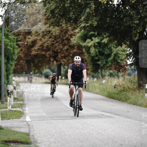 30.08.2026 - Elbe Triathlon Hamburg Michael Burmester http://msf.ph/oto/10068964 30.08.2026 09:37:22 Radfahren 392, 400 meine-sportfotos.de