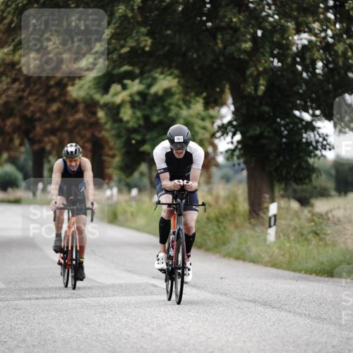 30.08.2026 - Elbe Triathlon Hamburg Michael Burmester http://msf.ph/oto/10069007 30.08.2026 09:37:54 Radfahren 320, 451, 550, 739, 761 meine-sportfotos.de