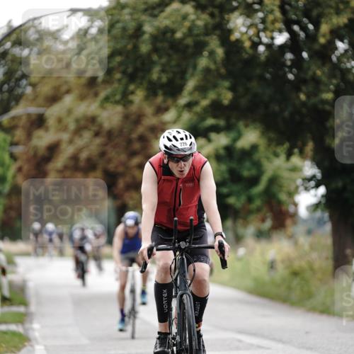 30.08.2026 - Elbe Triathlon Hamburg Michael Burmester http://msf.ph/oto/10069043 30.08.2026 09:38:20 Radfahren 313, 326, 418, 428, 435, 488, 516, 726, 788 meine-sportfotos.de