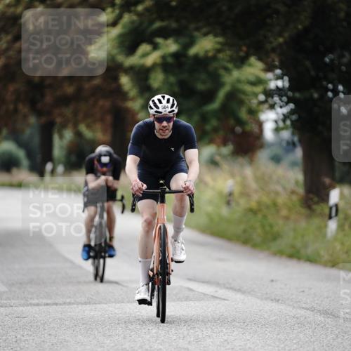 30.08.2026 - Elbe Triathlon Hamburg Michael Burmester http://msf.ph/oto/10069101 30.08.2026 09:39:06 Radfahren 504, 512, 810 meine-sportfotos.de