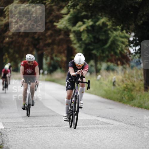 30.08.2026 - Elbe Triathlon Hamburg Michael Burmester http://msf.ph/oto/10069197 30.08.2026 09:39:56 Radfahren 271, 338, 557, 657, 737, 883 meine-sportfotos.de