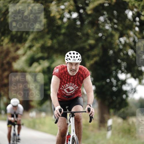 30.08.2026 - Elbe Triathlon Hamburg Michael Burmester http://msf.ph/oto/10069203 30.08.2026 09:39:58 Radfahren 271, 338, 617, 657, 737, 883 meine-sportfotos.de