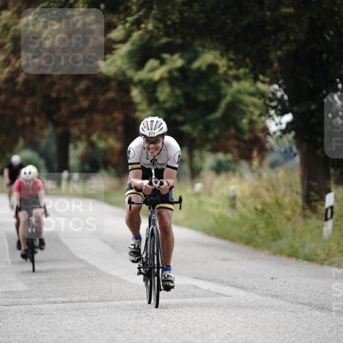 30.08.2026 - Elbe Triathlon Hamburg Michael Burmester http://msf.ph/oto/10069204 30.08.2026 09:39:59 Radfahren 271, 338, 617, 657, 737, 883 meine-sportfotos.de
