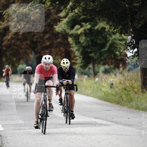 30.08.2026 - Elbe Triathlon Hamburg Michael Burmester http://msf.ph/oto/10069212 30.08.2026 09:40:01 Radfahren 271, 617, 657, 737, 883 meine-sportfotos.de