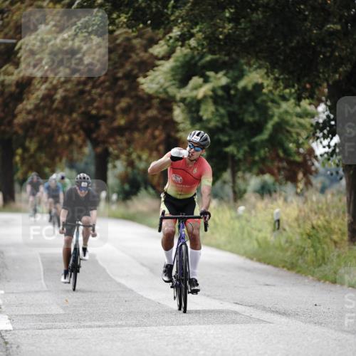30.08.2026 - Elbe Triathlon Hamburg Michael Burmester http://msf.ph/oto/10069227 30.08.2026 09:40:07 Radfahren 466, 576, 617, 628, 643 meine-sportfotos.de