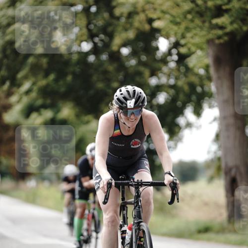 30.08.2026 - Elbe Triathlon Hamburg Michael Burmester http://msf.ph/oto/10069247 30.08.2026 09:40:35 Radfahren 255, 299, 397, 399, 403, 404, 676 meine-sportfotos.de