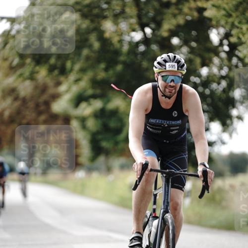 30.08.2026 - Elbe Triathlon Hamburg Michael Burmester http://msf.ph/oto/10069304 30.08.2026 09:41:13 Radfahren 359, 540, 563, 595, 603, 756, 768, 1896 meine-sportfotos.de