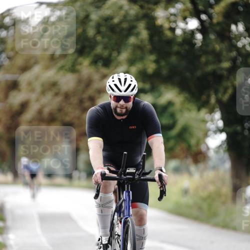 30.08.2026 - Elbe Triathlon Hamburg Michael Burmester http://msf.ph/oto/10069372 30.08.2026 09:41:47 Radfahren 202, 446, 534, 547, 585, 619 meine-sportfotos.de
