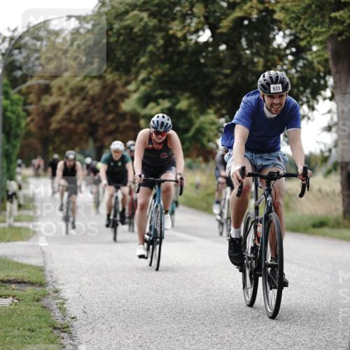 30.08.2026 - Elbe Triathlon Hamburg Michael Burmester http://msf.ph/oto/10069404 30.08.2026 09:42:05 Radfahren 253, 328, 334, 340, 409, 423, 445, 505, 528, 544, 608, 611, 694, 731 meine-sportfotos.de