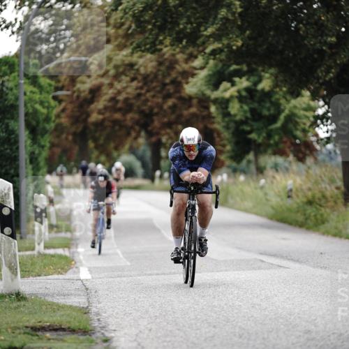 30.08.2026 - Elbe Triathlon Hamburg Michael Burmester http://msf.ph/oto/10069557 30.08.2026 09:43:22 Radfahren 290, 390, 481, 667, 678, 780, 863 meine-sportfotos.de
