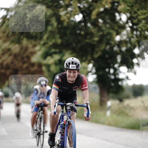 30.08.2026 - Elbe Triathlon Hamburg Michael Burmester http://msf.ph/oto/10069565 30.08.2026 09:43:25 Radfahren 249, 290, 390, 667, 780, 863 meine-sportfotos.de