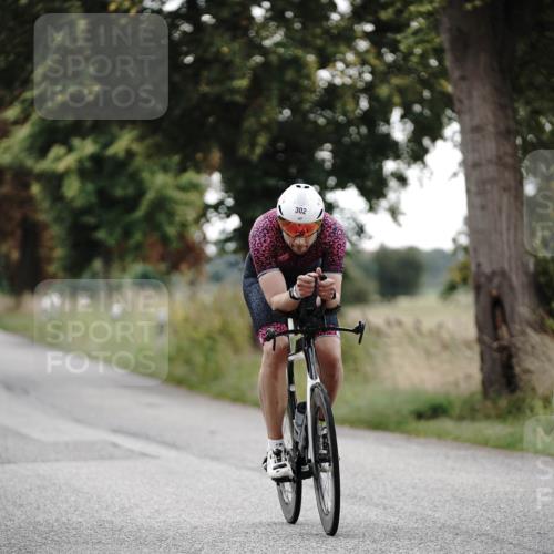 30.08.2026 - Elbe Triathlon Hamburg Michael Burmester http://msf.ph/oto/10069628 30.08.2026 09:44:02 Radfahren 302, 380, 393, 433, 638, 728, 879, 950 meine-sportfotos.de