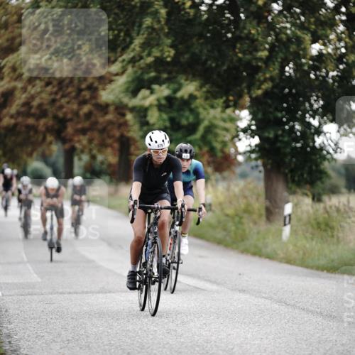 30.08.2026 - Elbe Triathlon Hamburg Michael Burmester http://msf.ph/oto/10069632 30.08.2026 09:44:05 Radfahren 302, 335, 380, 433, 638, 771, 879, 950 meine-sportfotos.de