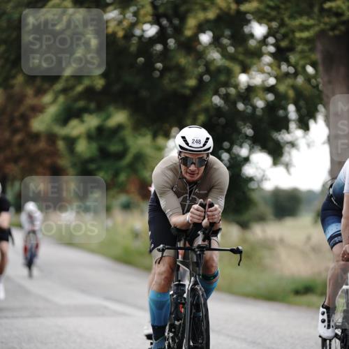30.08.2026 - Elbe Triathlon Hamburg Michael Burmester http://msf.ph/oto/10069680 30.08.2026 09:44:23 Radfahren 248, 317, 367, 394, 558, 750, 752, 779 meine-sportfotos.de