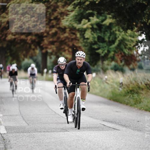 30.08.2026 - Elbe Triathlon Hamburg Michael Burmester http://msf.ph/oto/10069790 30.08.2026 09:45:28 Radfahren 321, 459, 467, 489, 751, 869, 882 meine-sportfotos.de