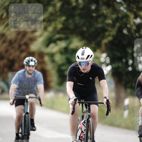 30.08.2026 - Elbe Triathlon Hamburg Michael Burmester http://msf.ph/oto/10069959 30.08.2026 09:50:56 Radfahren 281, 398, 514, 525, 584, 800 meine-sportfotos.de