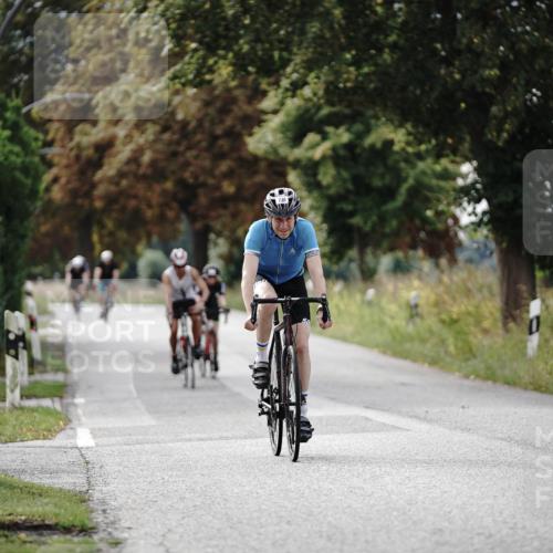 30.08.2026 - Elbe Triathlon Hamburg Michael Burmester http://msf.ph/oto/10070013 30.08.2026 09:51:31 Radfahren 431, 436, 482, 736, 842 meine-sportfotos.de
