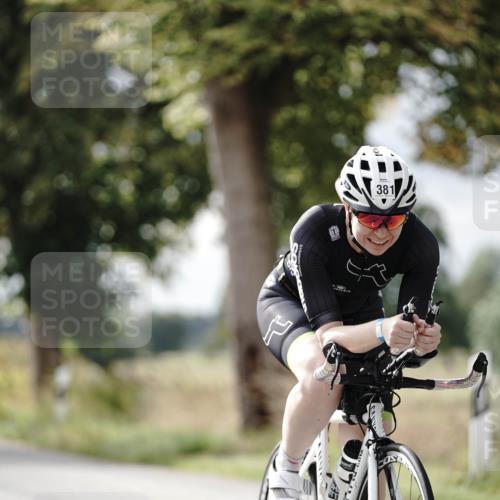 30.08.2026 - Elbe Triathlon Hamburg Michael Burmester http://msf.ph/oto/10070066 30.08.2026 09:51:51 Radfahren 381, 538, 587, 840, 916 meine-sportfotos.de