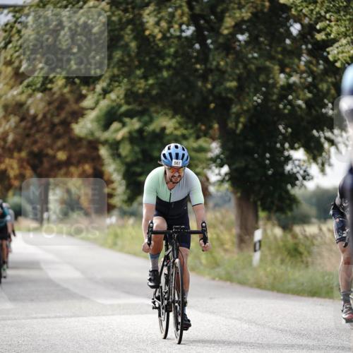30.08.2026 - Elbe Triathlon Hamburg Michael Burmester http://msf.ph/oto/10070072 30.08.2026 09:51:55 Radfahren 538, 587, 686, 690, 792, 916 meine-sportfotos.de