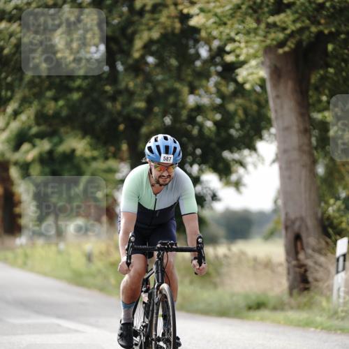 30.08.2026 - Elbe Triathlon Hamburg Michael Burmester http://msf.ph/oto/10070074 30.08.2026 09:51:56 Radfahren 538, 587, 686, 690, 792, 916 meine-sportfotos.de