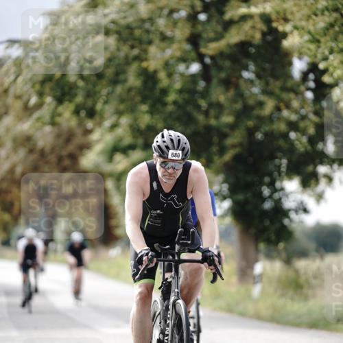30.08.2026 - Elbe Triathlon Hamburg Michael Burmester http://msf.ph/oto/10070101 30.08.2026 09:52:11 Radfahren 470, 504, 512, 555, 680, 716, 783, 876 meine-sportfotos.de