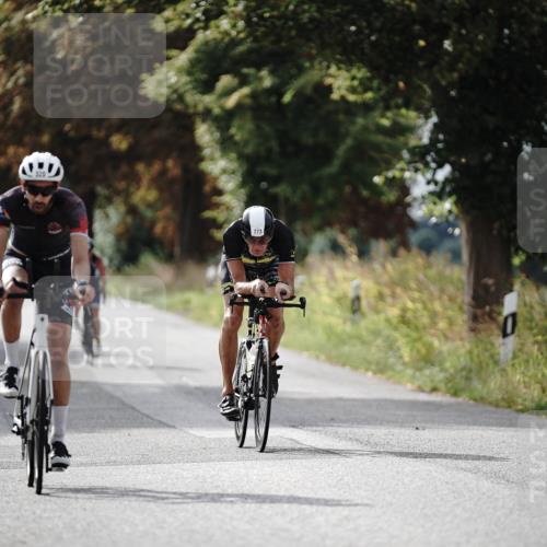 30.08.2026 - Elbe Triathlon Hamburg Michael Burmester http://msf.ph/oto/10070280 30.08.2026 09:53:39 Radfahren 320, 435, 516, 575, 773, 965, 1897 meine-sportfotos.de