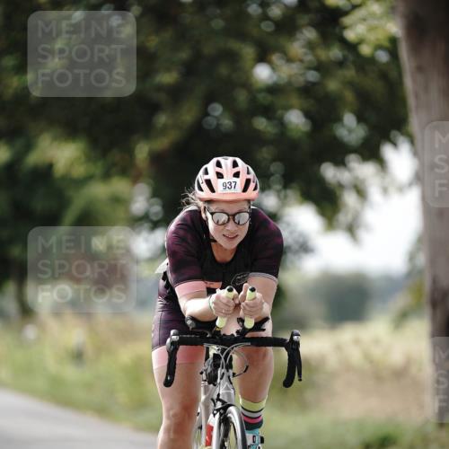 30.08.2026 - Elbe Triathlon Hamburg Michael Burmester http://msf.ph/oto/10070309 30.08.2026 09:54:00 Radfahren 813, 937 meine-sportfotos.de